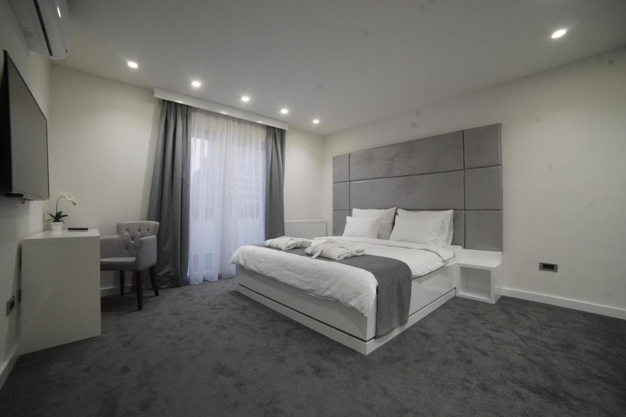 Forty Two Block A Hotel Zagreb Exterior photo